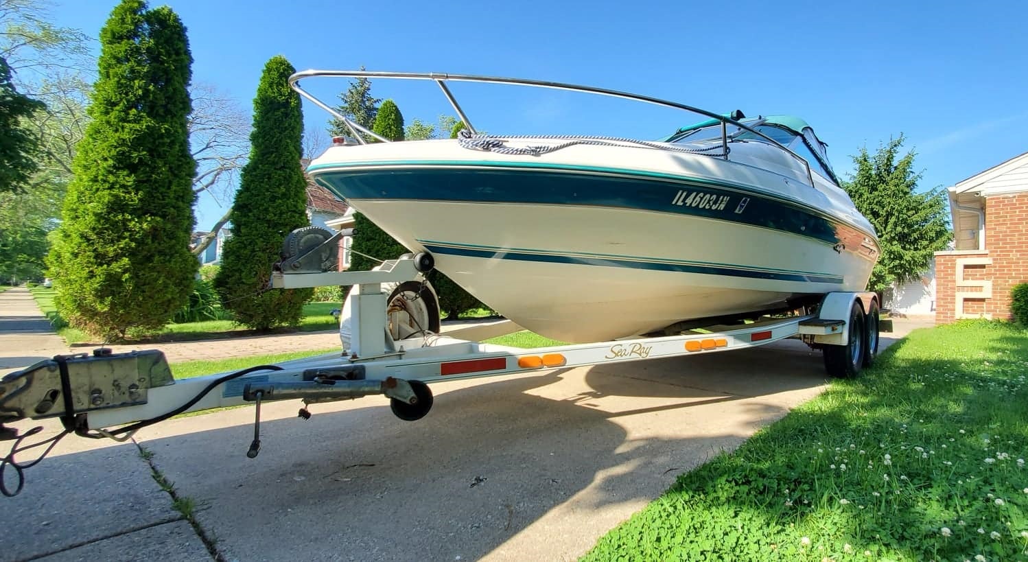 Łódka Sea Ray 200 Signature