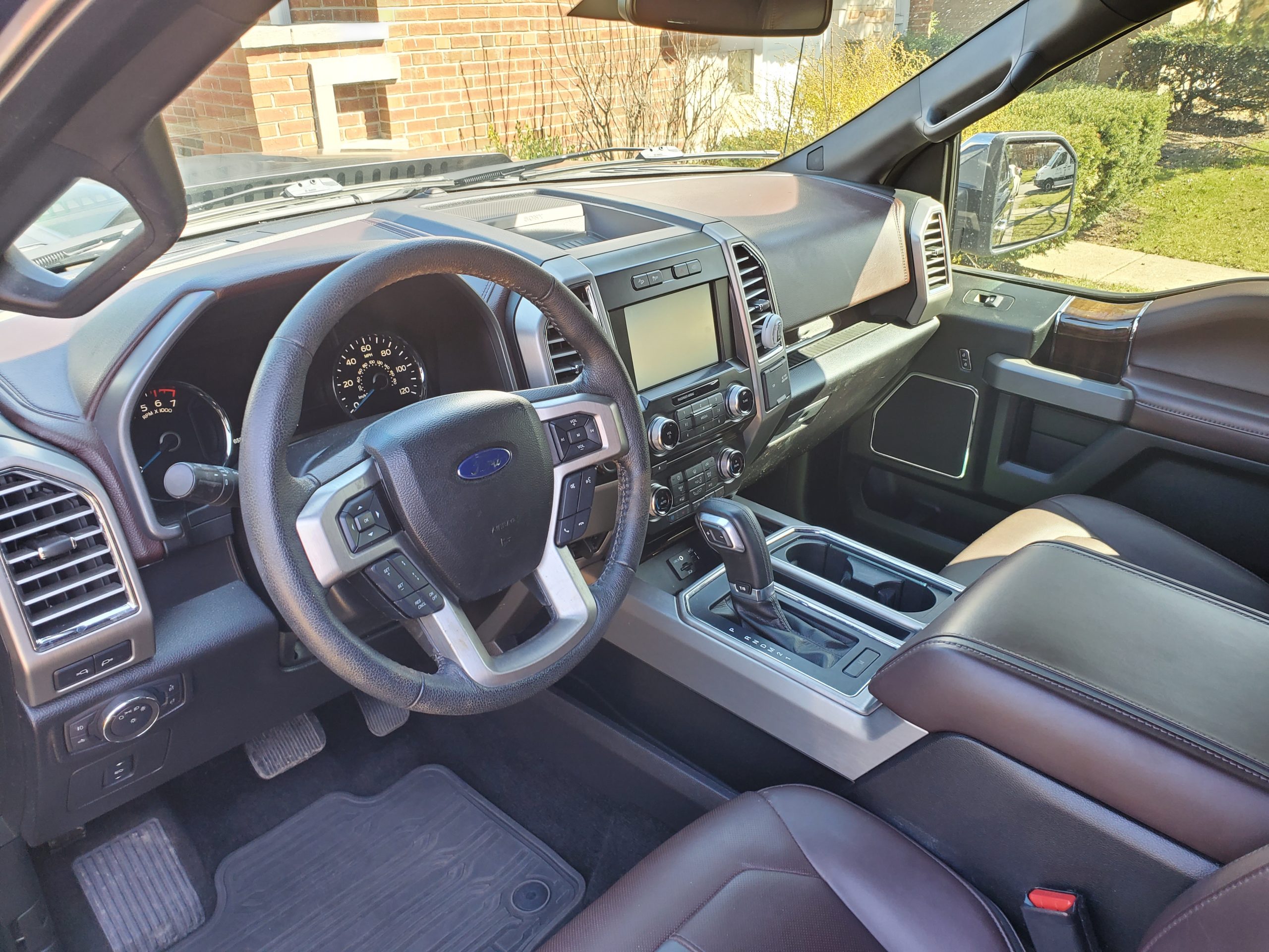 Ford F-150 Platinium