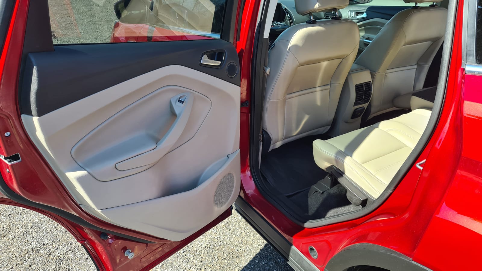 Ford Kuga Escape 2017r. Titanium