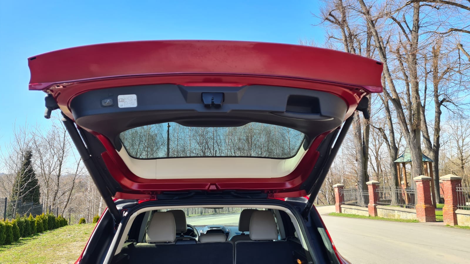 Ford Kuga Escape 2017r. Titanium