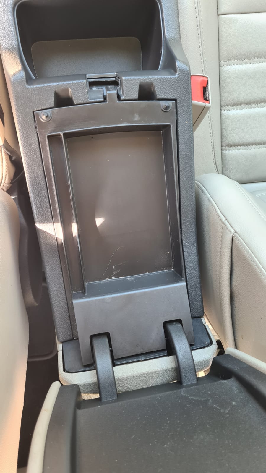 Ford Kuga Escape 2017r. Titanium